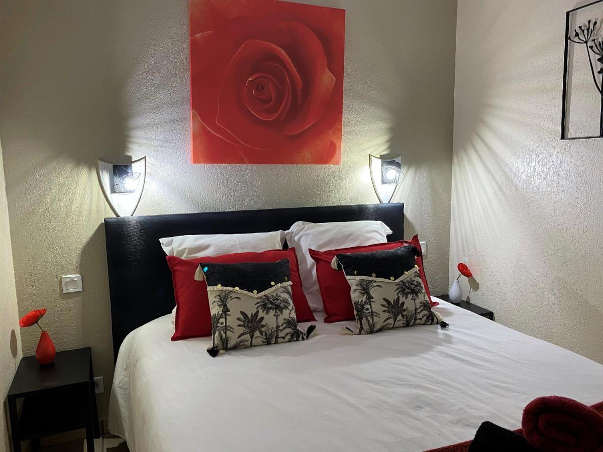 Appartement En Residence Pierre Et Vacance Au Golf 比斯卡罗斯 外观 照片