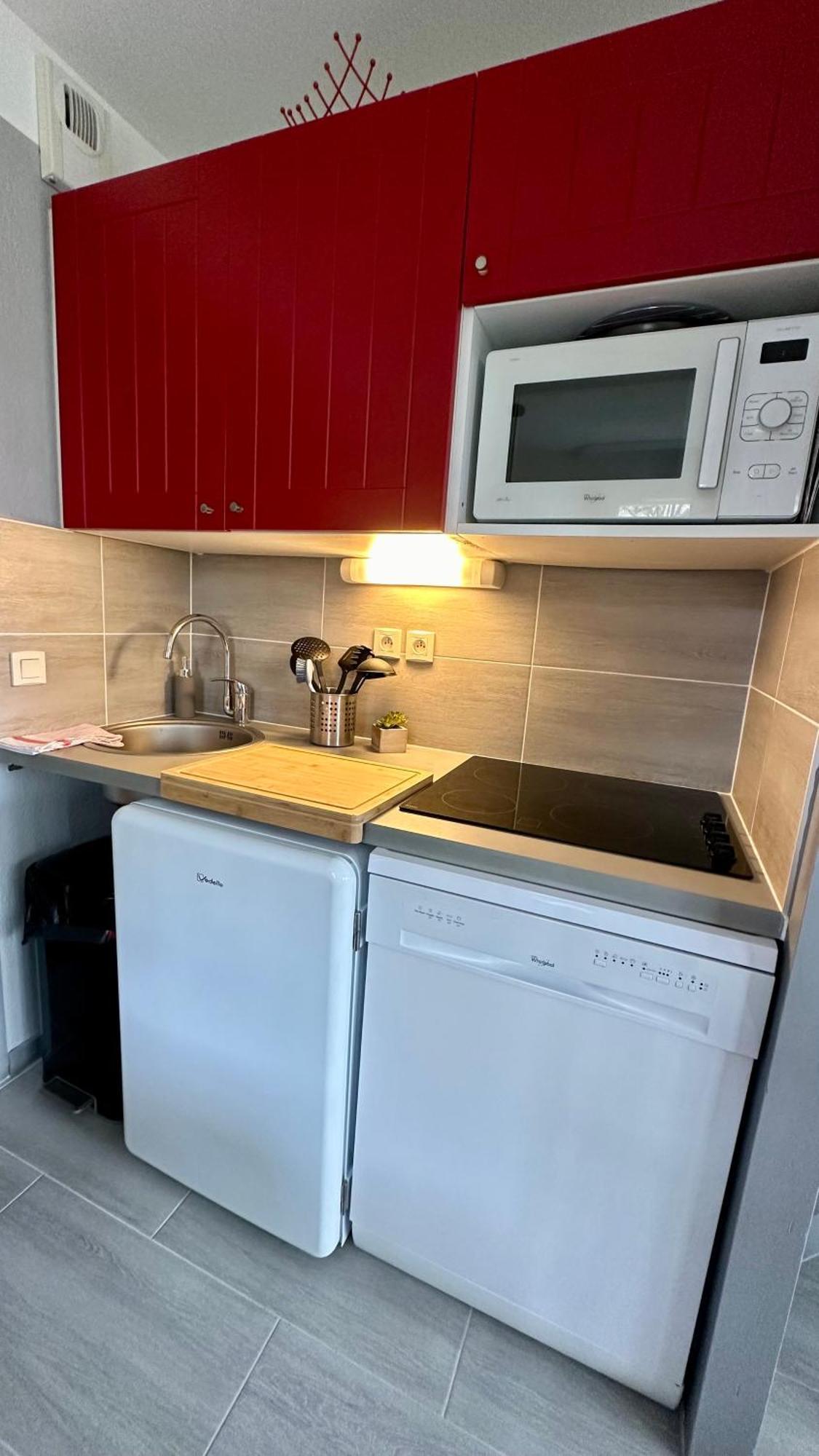 Appartement En Residence Pierre Et Vacance Au Golf 比斯卡罗斯 外观 照片