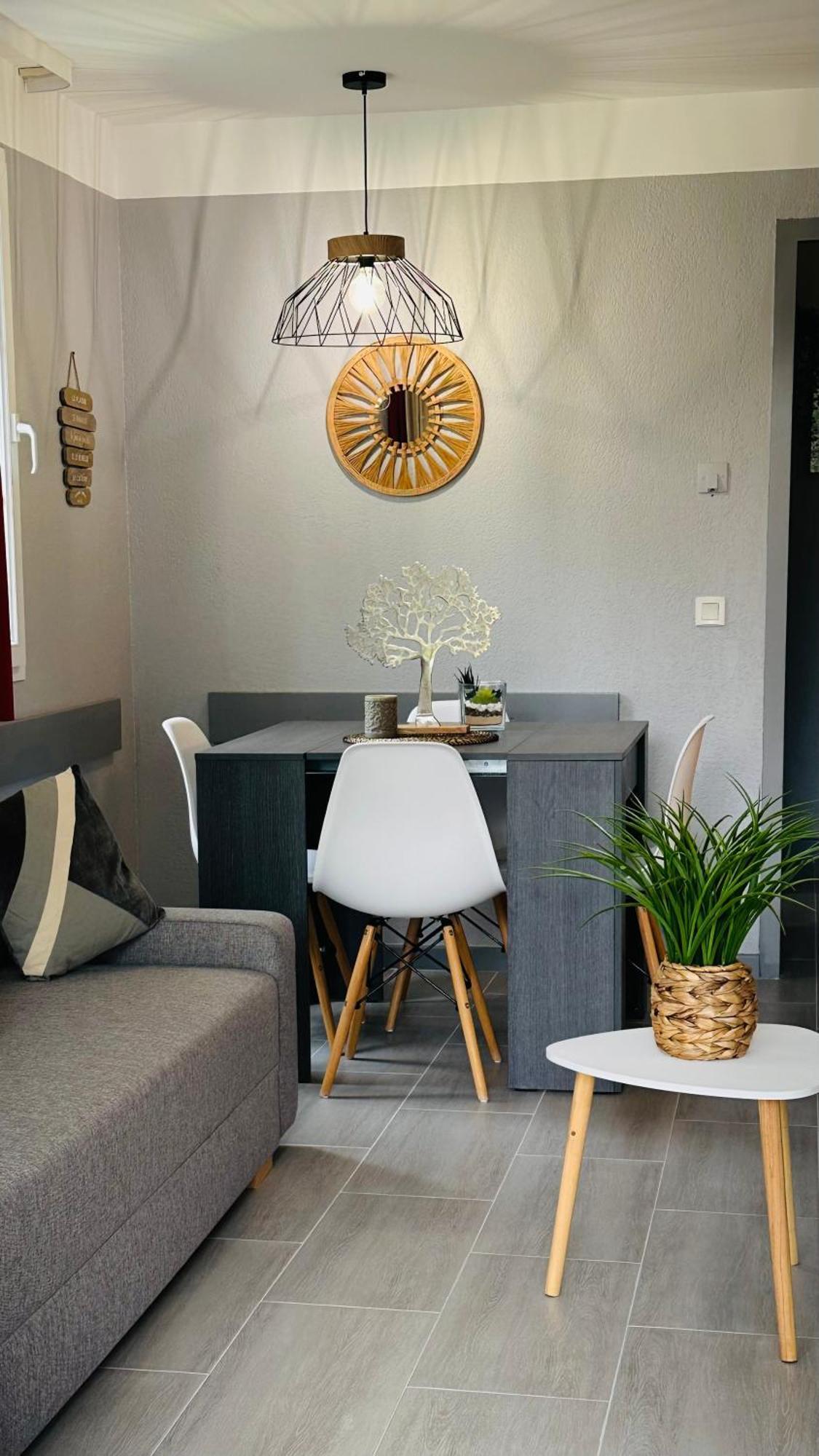 Appartement En Residence Pierre Et Vacance Au Golf 比斯卡罗斯 外观 照片